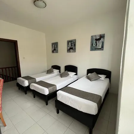 New Aurora 2, Sunny Balcony Room, Shared Bath